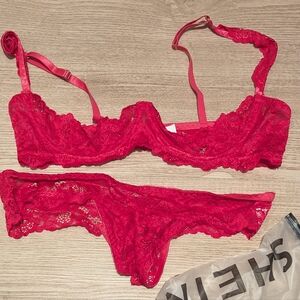 SHEIN Vibrant Red Lace Bra Set Large B-C Cup (033